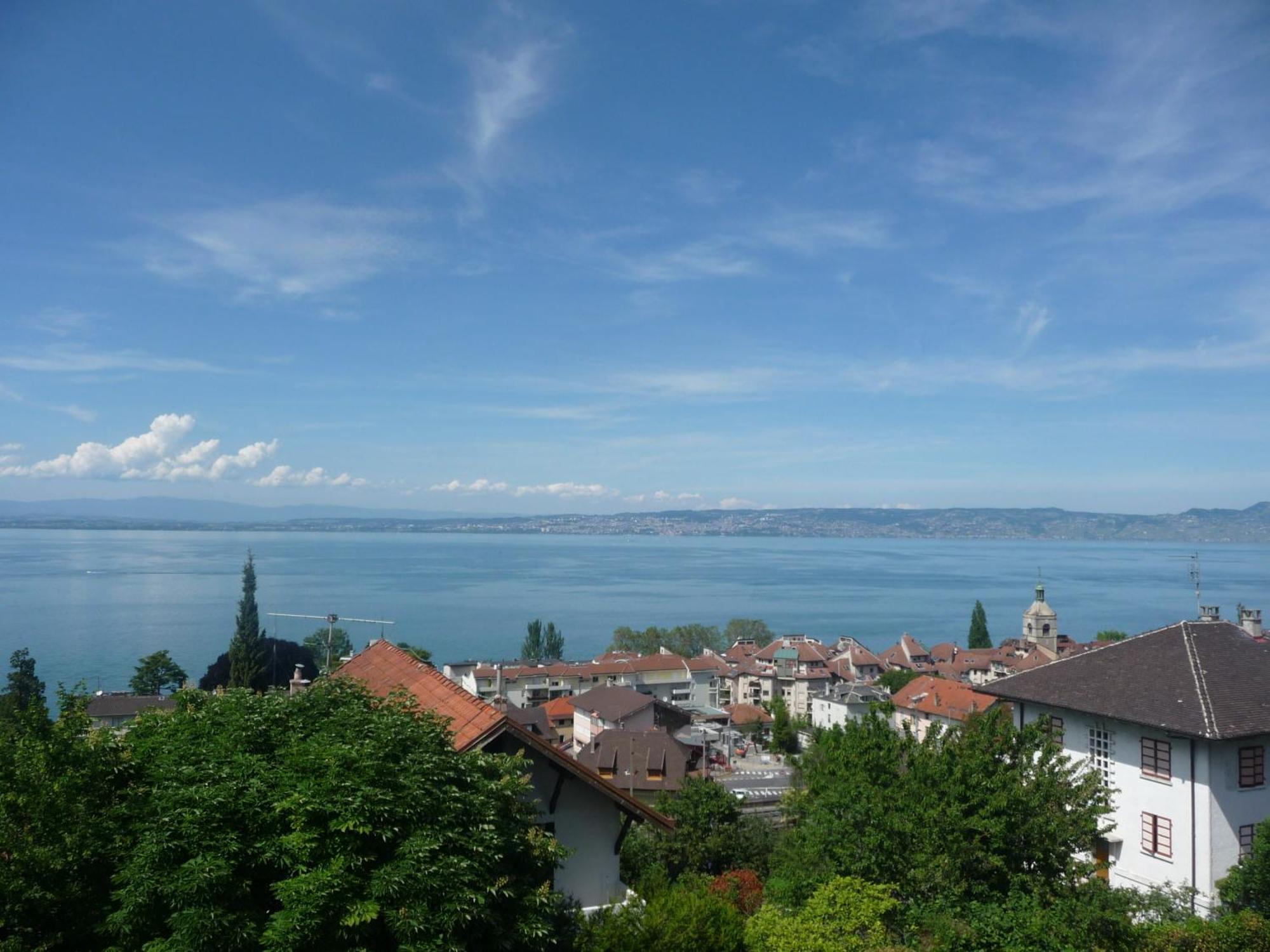 L'Oasis Hotel Evian-les-Bains Room photo